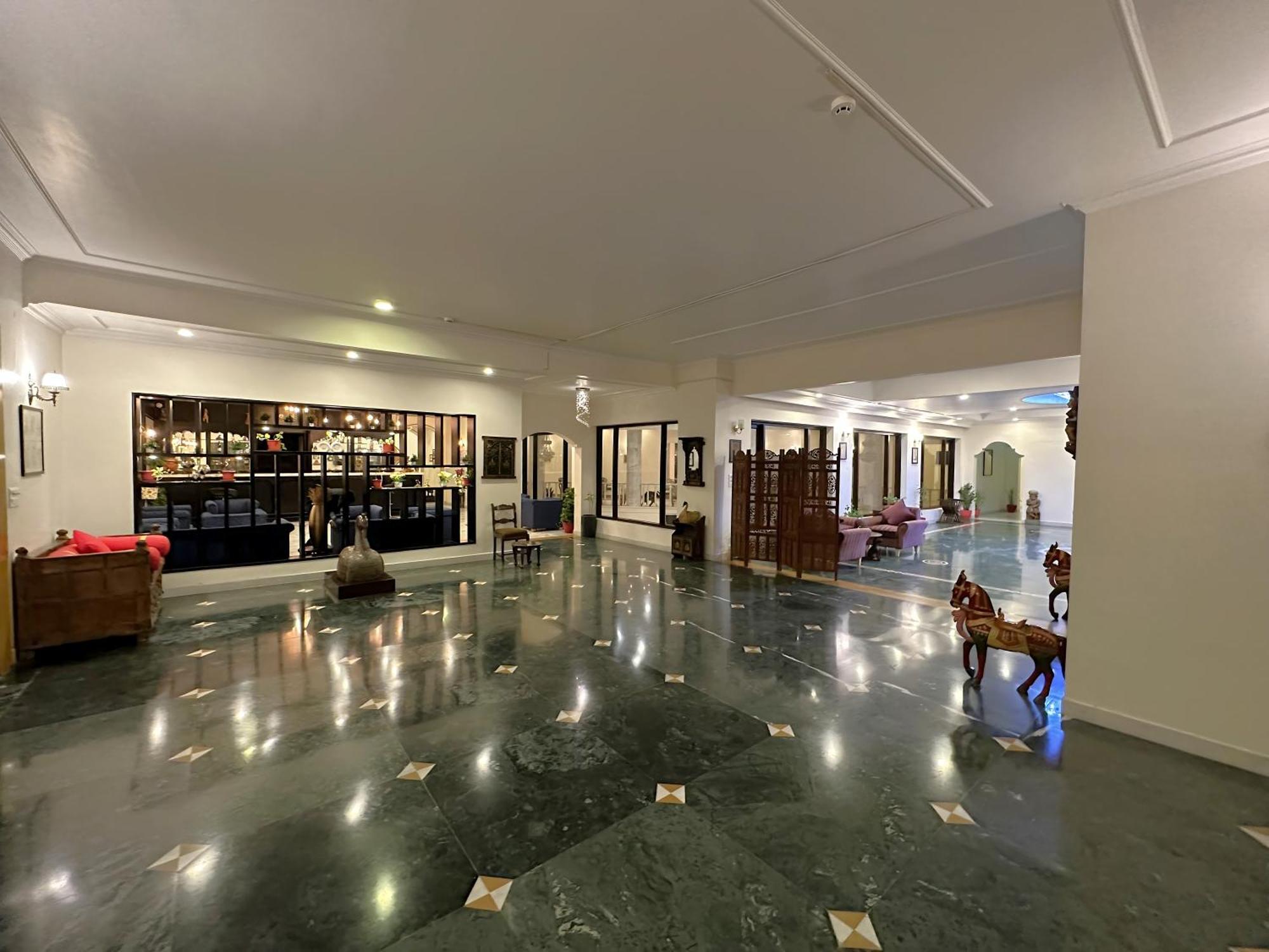 A S Hotels ขชุราโห ภายนอก รูปภาพ